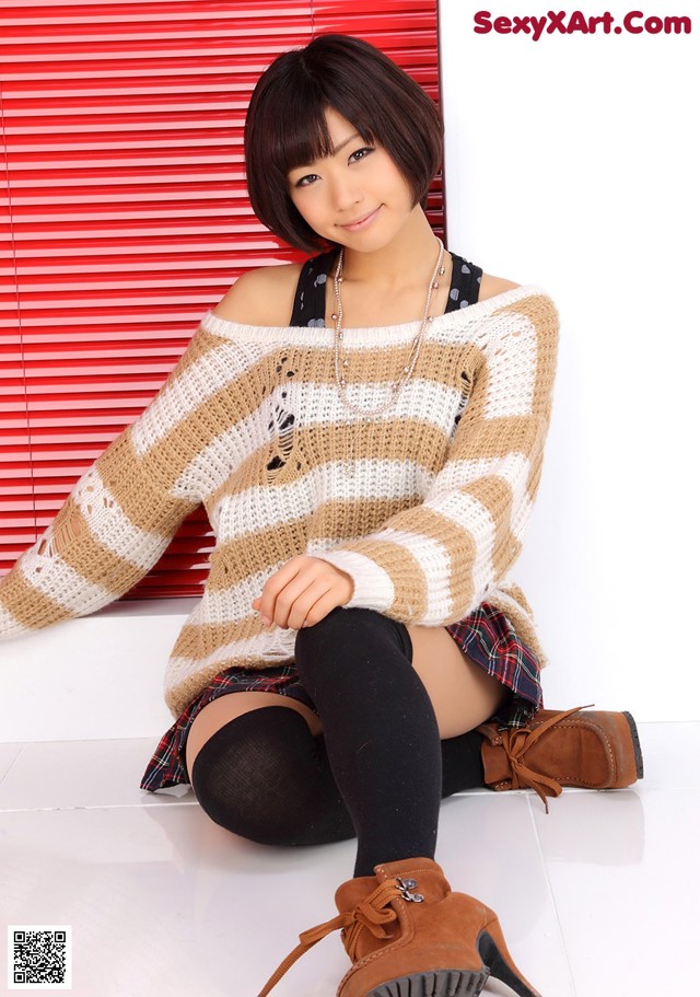 Hitomi Yasueda - Posing New Fuckpic No.59c355