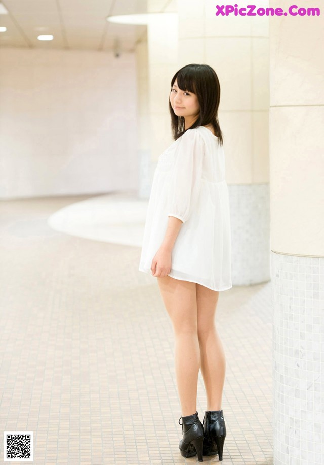 Scute Hitomi - Hitfuck Nude Girls No.9fe6b9
